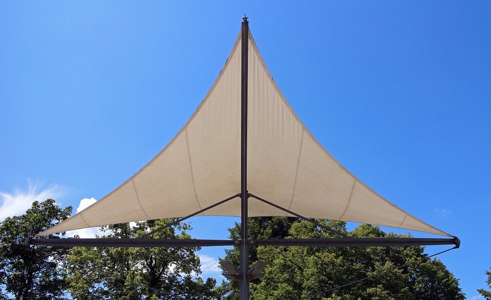 Installing shade sails